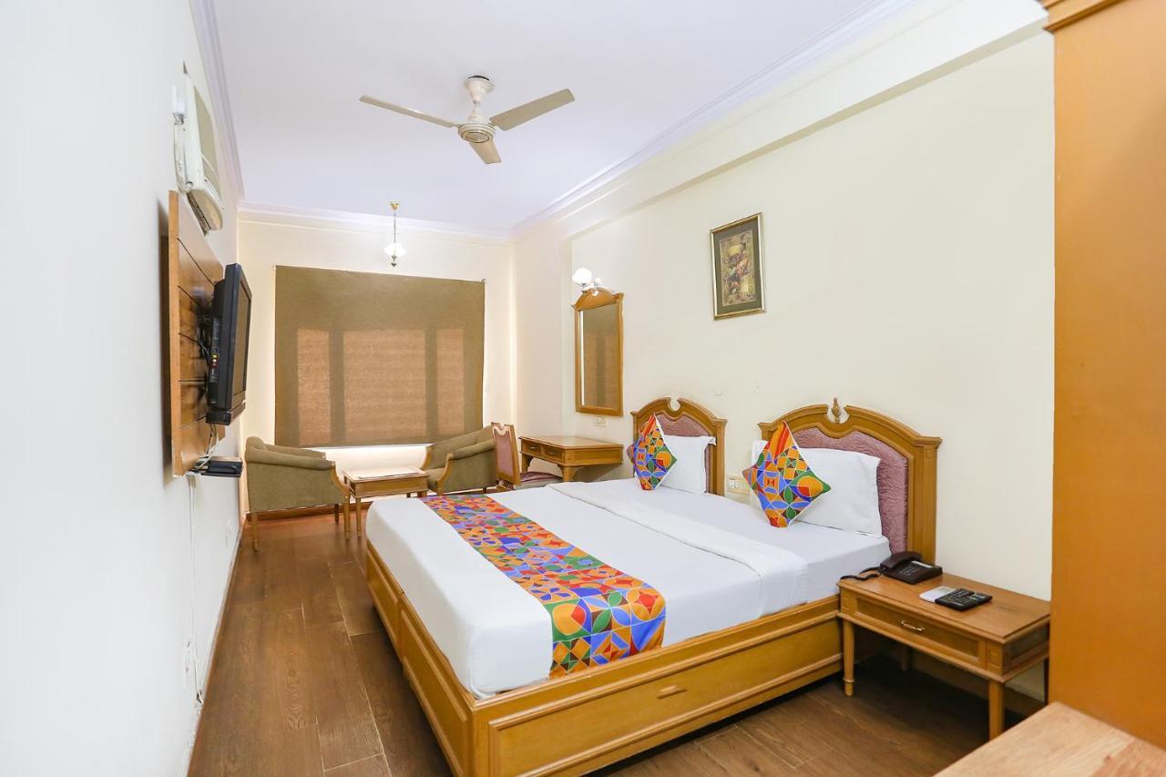 Fabhotel Altus Gurgaon Exterior photo